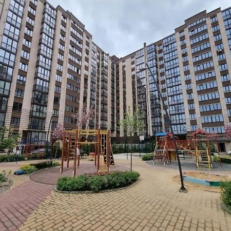 Апартаменты СУЧАСНА НОВА,ЕЛІТ Квартира Луцк Экстерьер фото